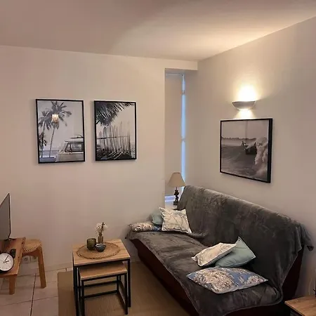 Manon, 2 Pieces, Wifi, Coeur Historique, Calme, Apartment *